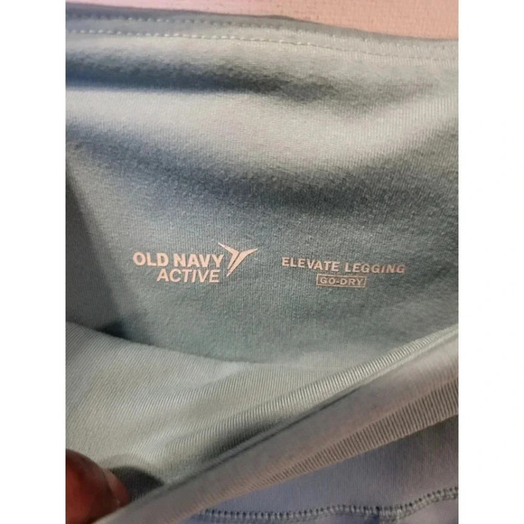 Old Navy Active Elevate Legging - Picture 5 of 5